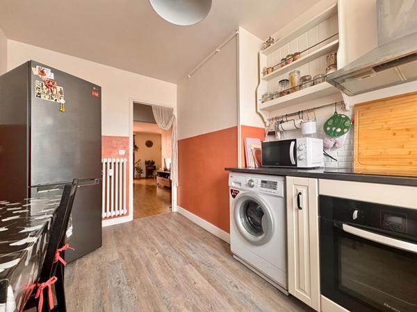 Appartement de type '4 avec balcon secteur Clémenceau