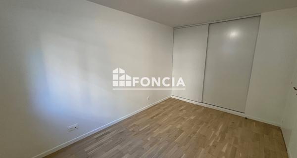 Location Appartement 2 pièces 42.37 m² - L'haÿ-les-roses 94240