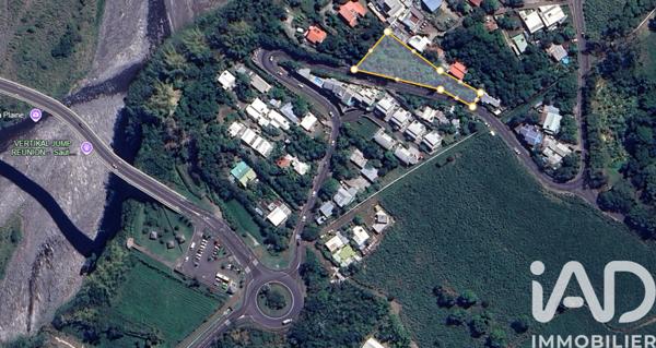 Terrain à vendre 1 618 m² Saint-Pierre