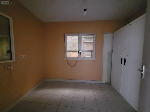 Murs commerciaux à vendre à Maen Roch en Ille-et-Vilaine (35460), ref : 155/170