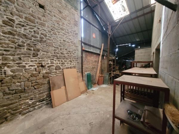 Murs commerciaux à vendre à Maen Roch en Ille-et-Vilaine (35460), ref : 155/170