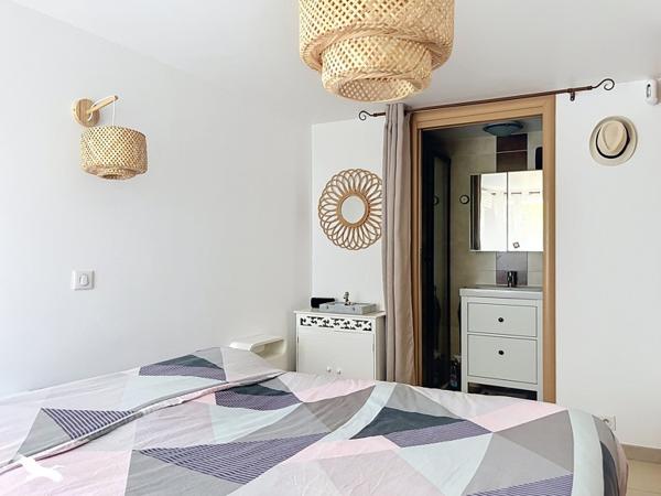 Maison 389 610 € Gigean 6 p 121 m² DPE B