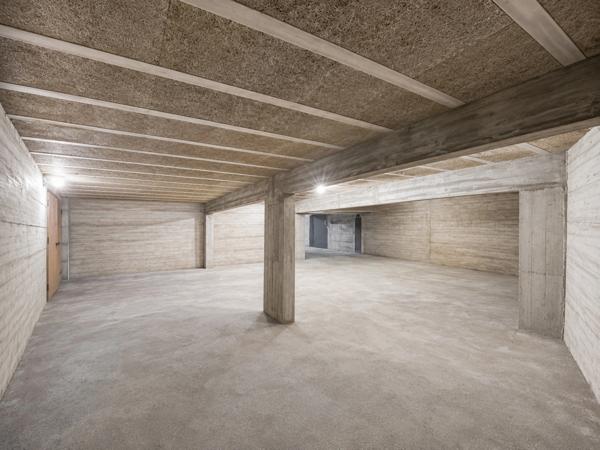 Garage 75 m2 à SETE