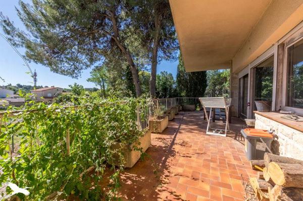 Maison 490 000 € Juvignac 6 p 215 m² DPE C