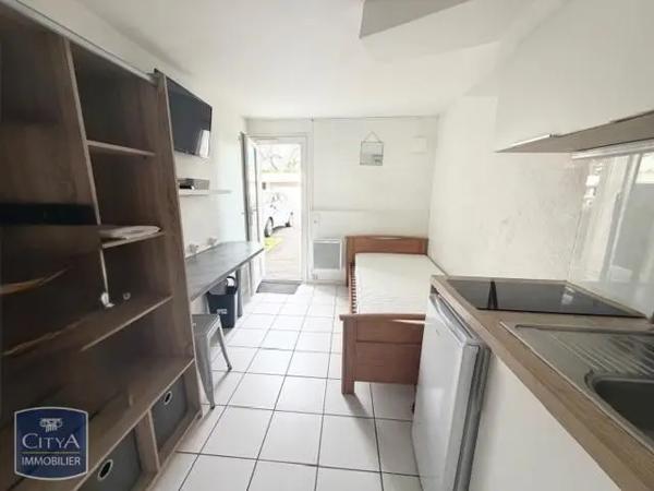 Appartement à louer 1 pièce 10.28m²
