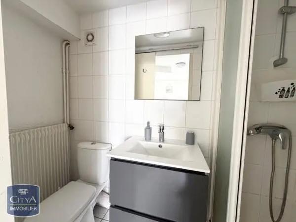Appartement à louer 1 pièce 10.28m²