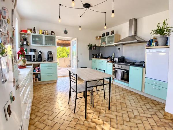 Maison 4 chambres proche commodités Roumazières-Loubert