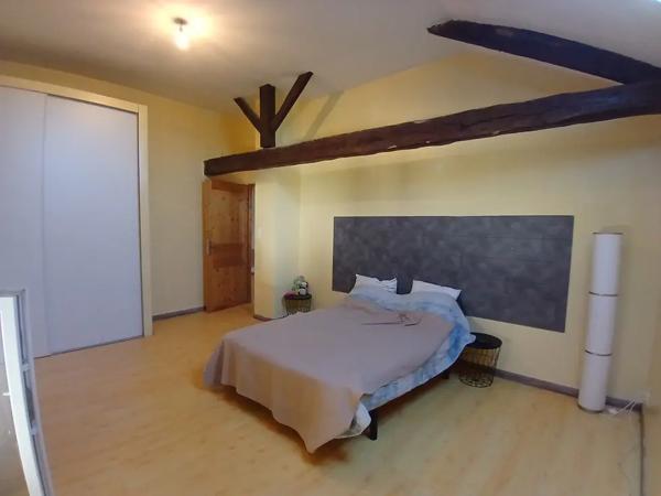 Maison 4 chambres proche commodités Roumazières-Loubert