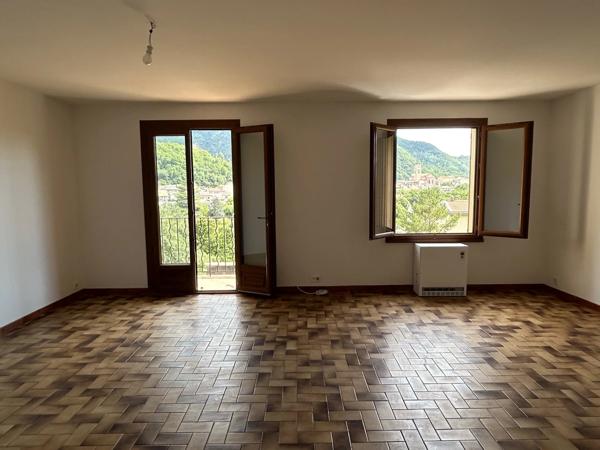 Immobilier Digne-les-Bains (04000) – Appartement 90.64m2 – 145 000 €