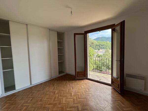 Immobilier Digne-les-Bains (04000) – Appartement 90.64m2 – 145 000 €