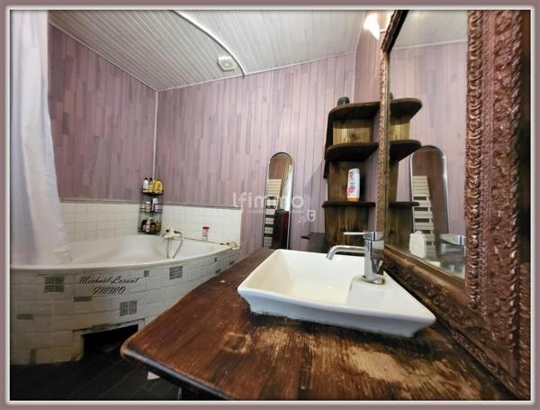 Maison en pierre de 146 m² à 50 m de la Place Camille Jullian