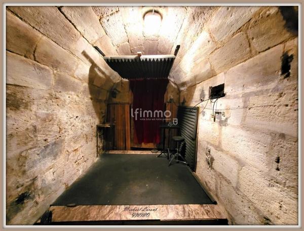 Maison en pierre de 146 m² à 50 m de la Place Camille Jullian