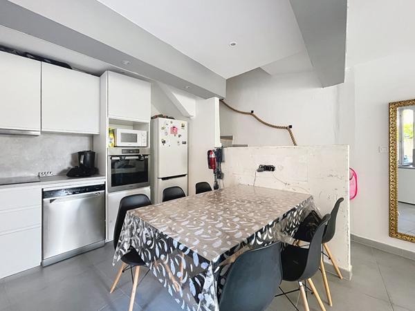 Maison Cadenet 4 pièces 73 m2 très bon état