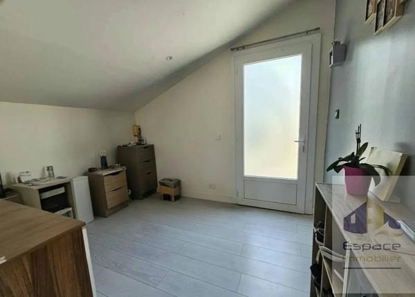 Ensemble Immobilier 5 logements à Dompierre