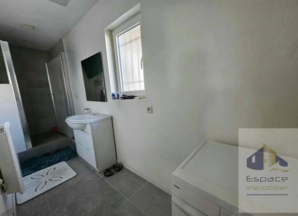 Ensemble Immobilier 5 logements à Dompierre