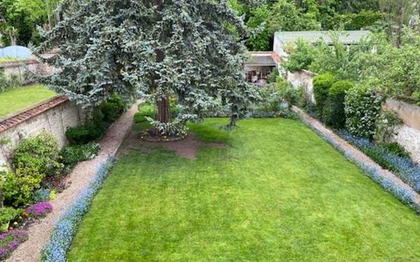 Maison à vendre    5 pièces • 185 m2 Château-Thierry