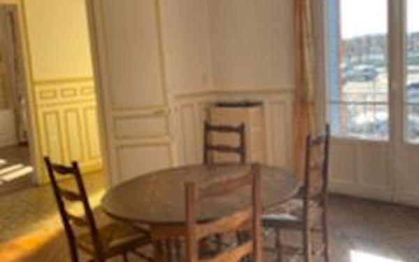 Maison à vendre    5 pièces • 185 m2 Château-Thierry