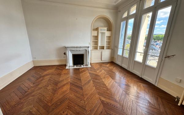 Maison à vendre    5 pièces • 185 m2 Château-Thierry