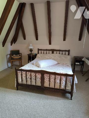 Belle propriété avec terrain, piscine et dépendances