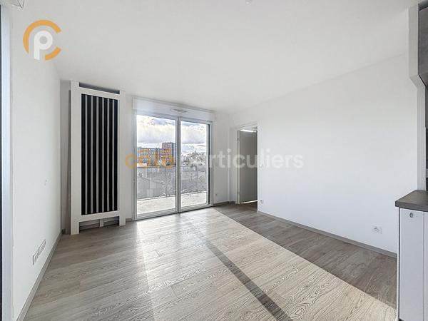 Vente
                Appartement62 m² - 3 Pièces -
                    IVRY SUR SEINE (94200)