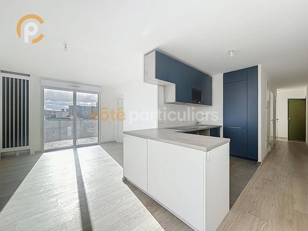 Vente
                Appartement62 m² - 3 Pièces -
                    IVRY SUR SEINE (94200)