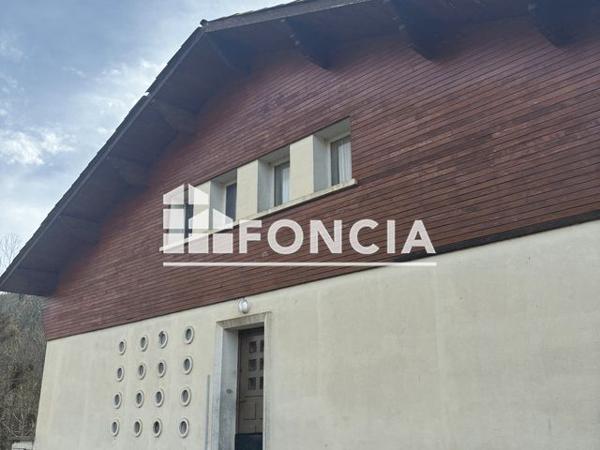 À vendre Appartement 3 pièces 86 m² - Moriez 04170