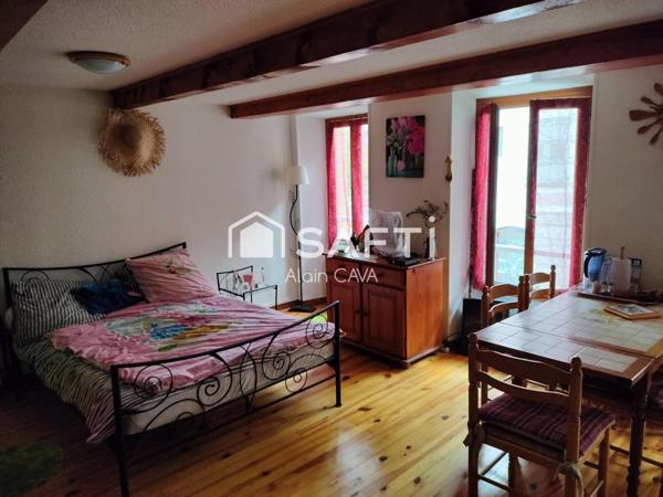 Studio de 26m² situé au 1er étage sans ascenseur au coeur du village  de SEYNE