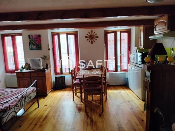 Studio de 26m² situé au 1er étage sans ascenseur au coeur du village  de SEYNE