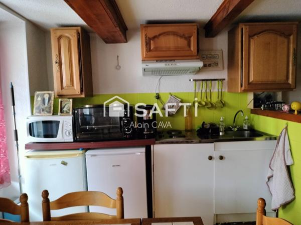 Studio de 26m² situé au 1er étage sans ascenseur au coeur du village  de SEYNE