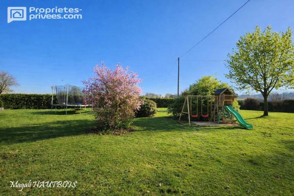 Maison rénovée, à proximité de Saint-Hilaire-Du-Harcouet 8 pièce(s) 156 m2