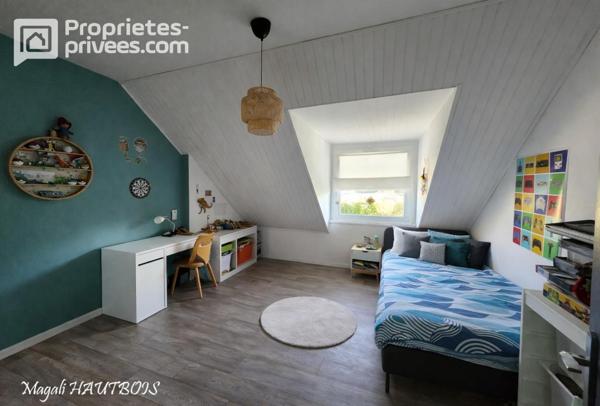 Maison rénovée, à proximité de Saint-Hilaire-Du-Harcouet 8 pièce(s) 156 m2