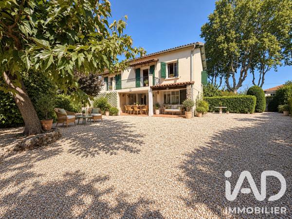 Maison à vendre 5 pièces 120 m² Le Puy-Sainte-Réparade