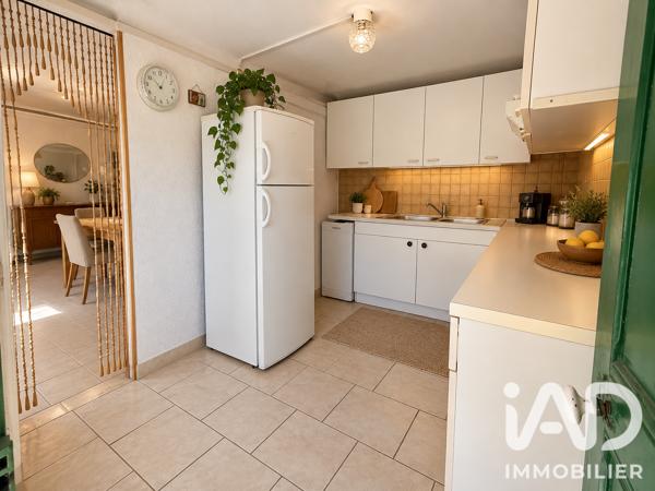 Maison à vendre 5 pièces 120 m² Le Puy-Sainte-Réparade