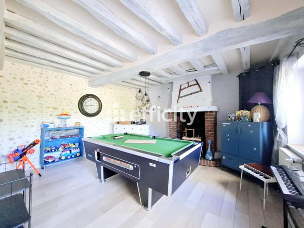 Maison 8 pièces - 335 m²