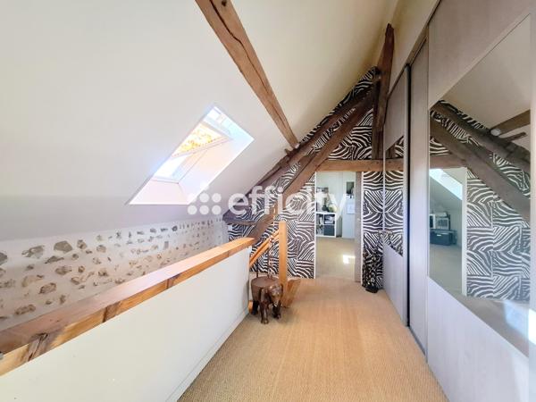 Maison 8 pièces - 335 m²