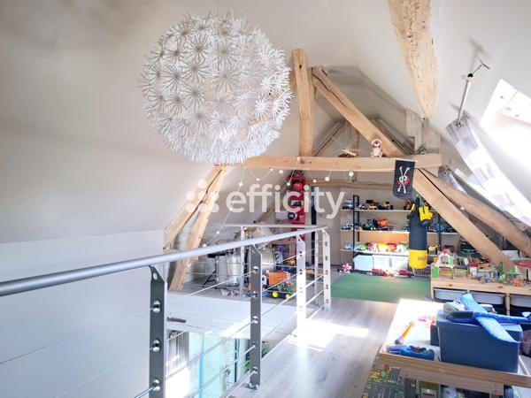 Maison 8 pièces - 335 m²