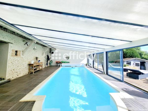 Maison 8 pièces - 335 m²