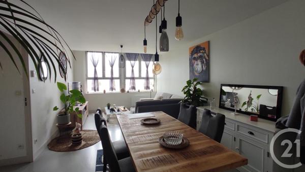 Appartement F3 à vendre  3 pièces - 66,27 m2 SAINTES - 17