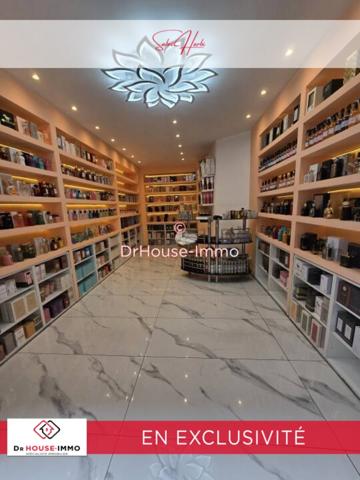 Immeuble à vendre 11 pièces de 268 m²