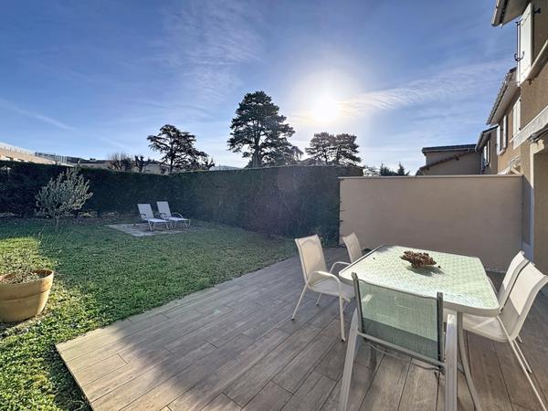 Meyzieu (69330) Charmante maison familiale des années 2000 de 83,26 m2. avec jardin et garage