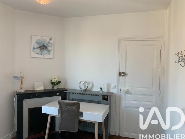 Location appartement 1 pièce 12 m² Villeneuve-le-Roi