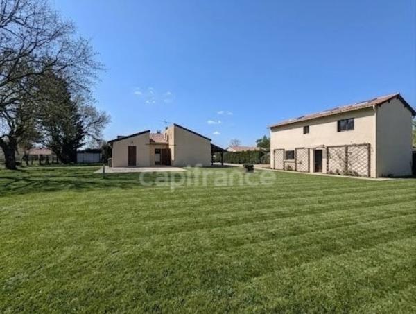 Maison à vendre 4 pièces AMBARES ET LAGRAVE (33)