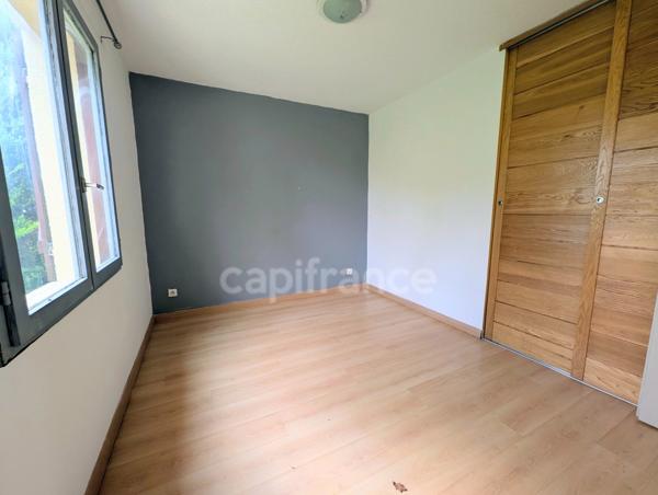 Maison à vendre 4 pièces AMBARES ET LAGRAVE (33)