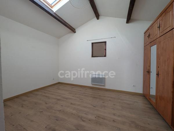 Maison à vendre 4 pièces AMBARES ET LAGRAVE (33)