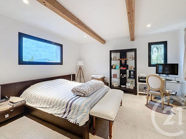 Maison à vendre  5 pièces - 201,55 m2 LA GAUDE - 06