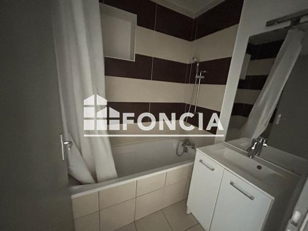 Location Appartement 2 pièces 68.51 m² - 93 RUE LAFAYETTE Vienne 38200