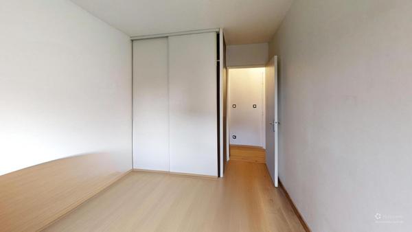 Rez-de-jardin 50 M² .A proximité des commerces