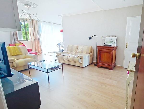 Appartement 3 pièces lumineux à vendre à Poitiers - Rare sur le marché !