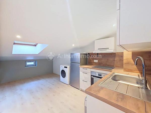 Location                                                      Appartement
                        
                     2 pièces                      50 m2                     à Clermont-Ferrand