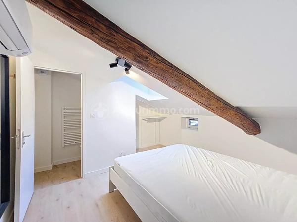 Location                                                      Appartement
                        
                     2 pièces                      50 m2                     à Clermont-Ferrand